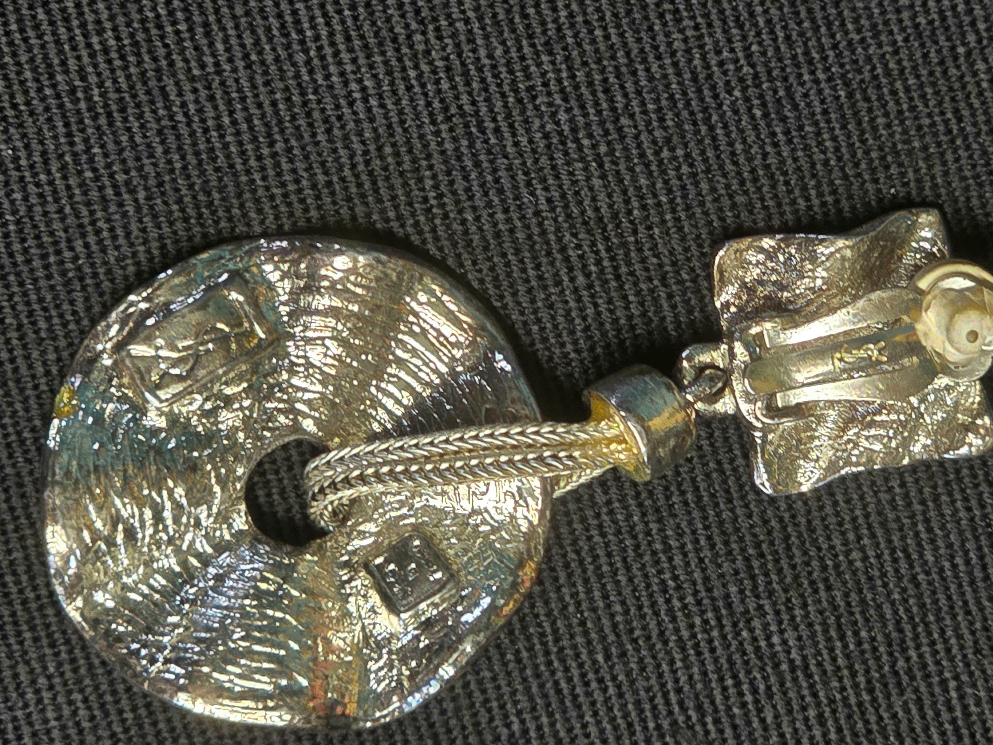 YSL clips d oreille métal argenté Y2K