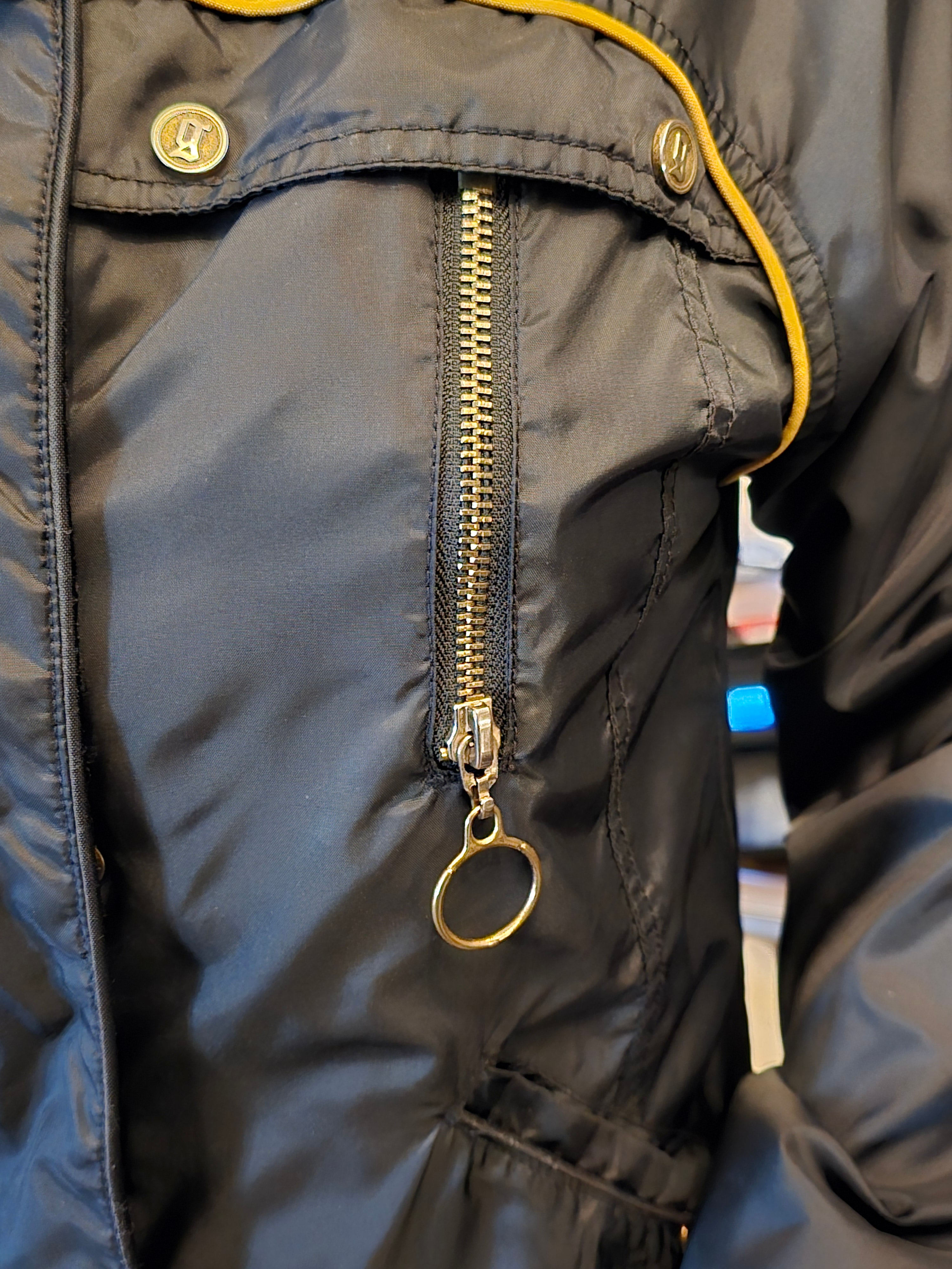 John Galliano – Bomber Noir & Or T38