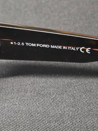 Tom Ford Lunettes de Soleil Marron Foncé Verres Fumés – Neuves
