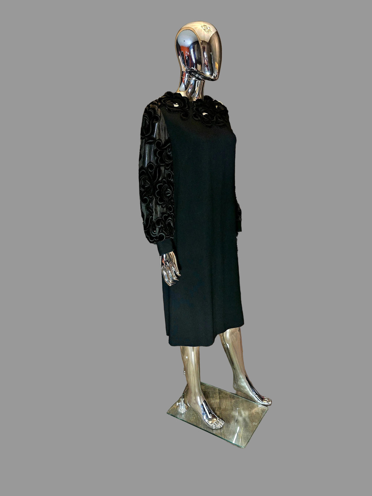 Pierre Balman robe noire - L.F Lusso