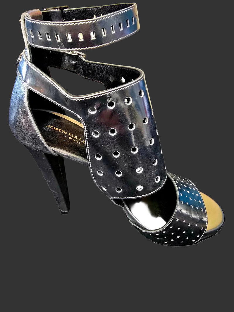 Galliano silver sandals size 39