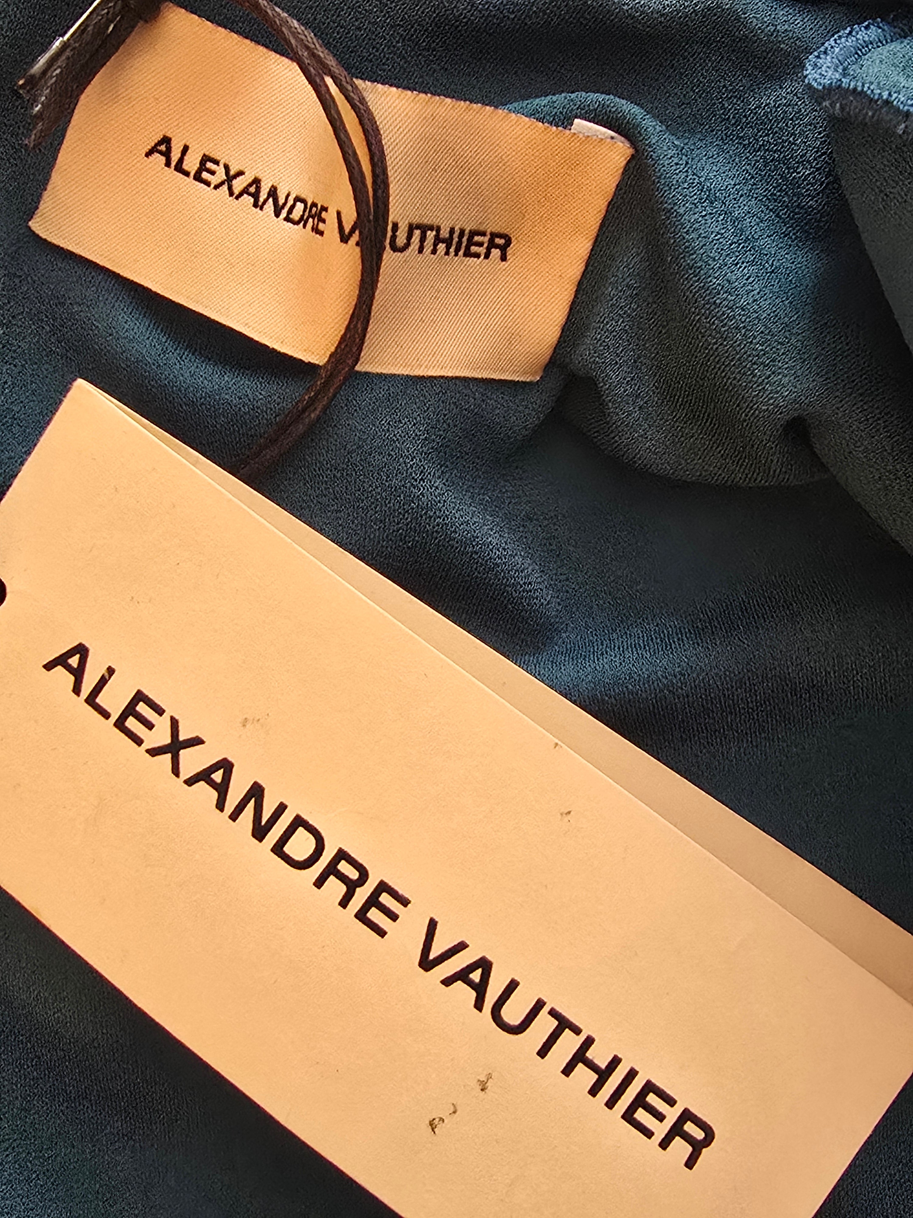 Alexandre Vauthier — Robe Verte Échancrée model portée par Beyoncé T36