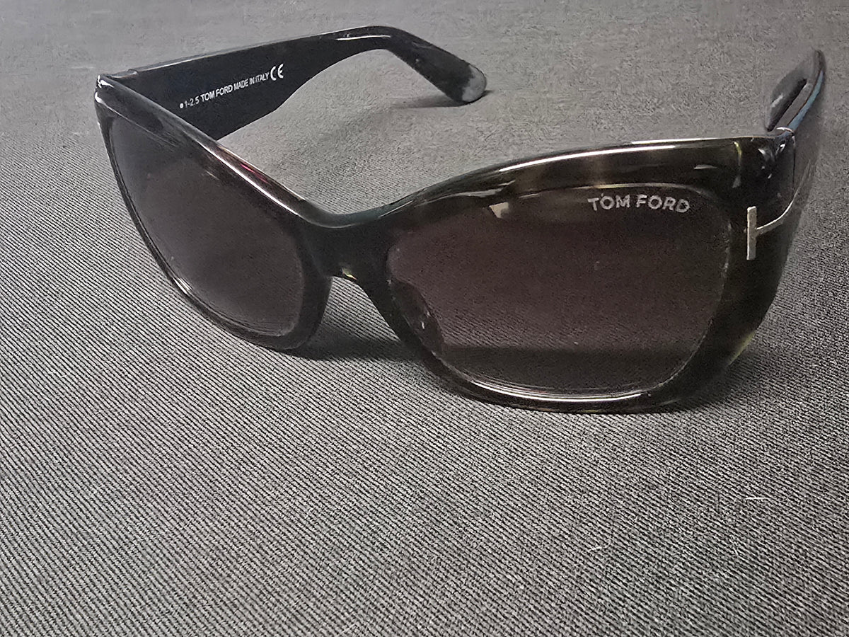Tom Ford Lunettes de Soleil Marron Foncé Verres Fumés – Neuves
