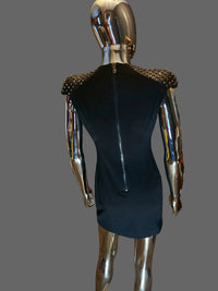 Pierre Balmain Robe Courte Noire Épaulettes Cloutées T38