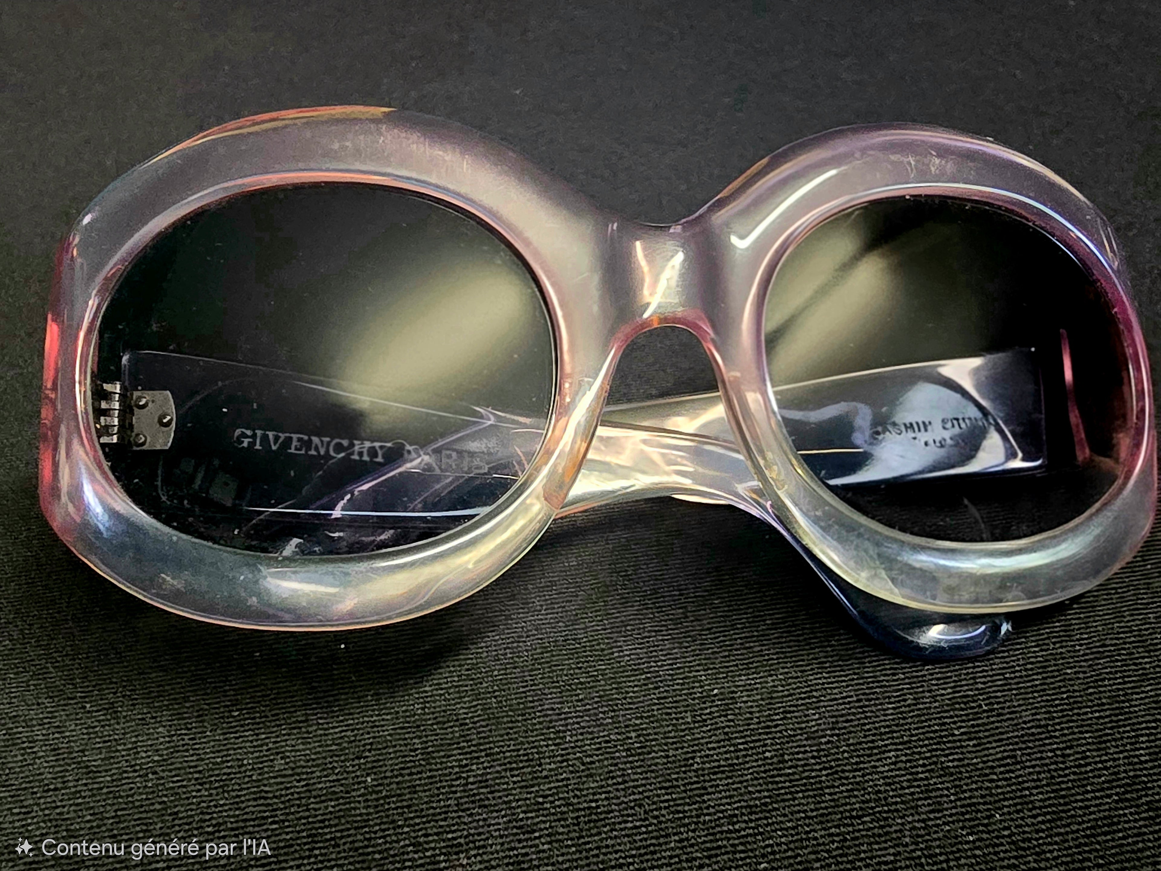 Givenchy lunettes "80"
