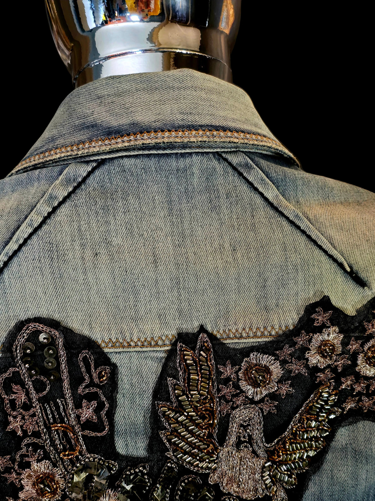 Veste en jean brodée Galliano - L.F Lusso