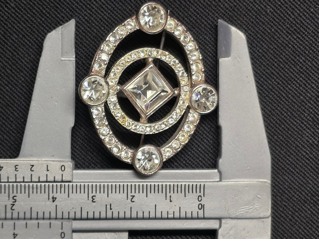Yves Saint Laurent Broche Argentée & Cristal Années 2000