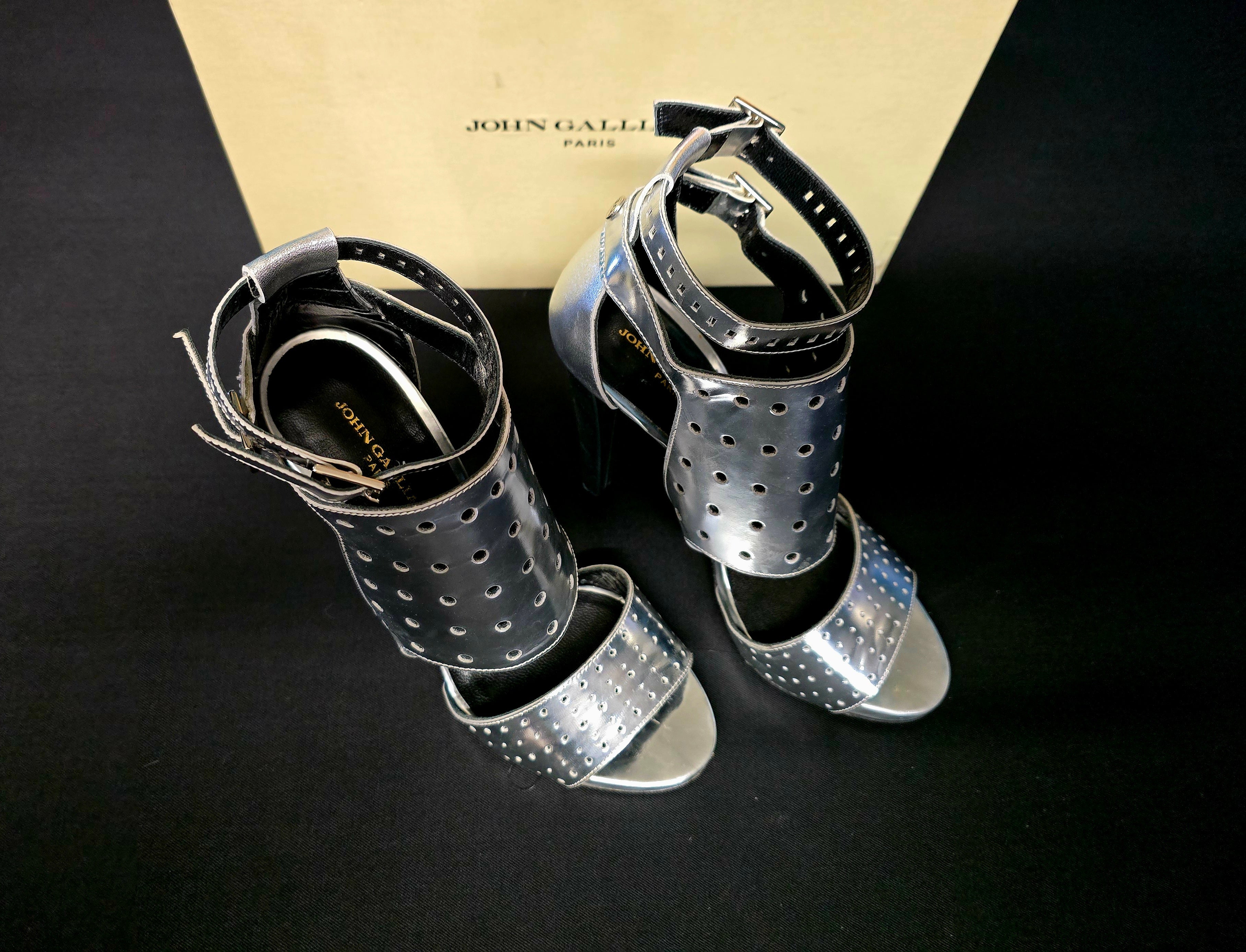 Galliano sandale argent
