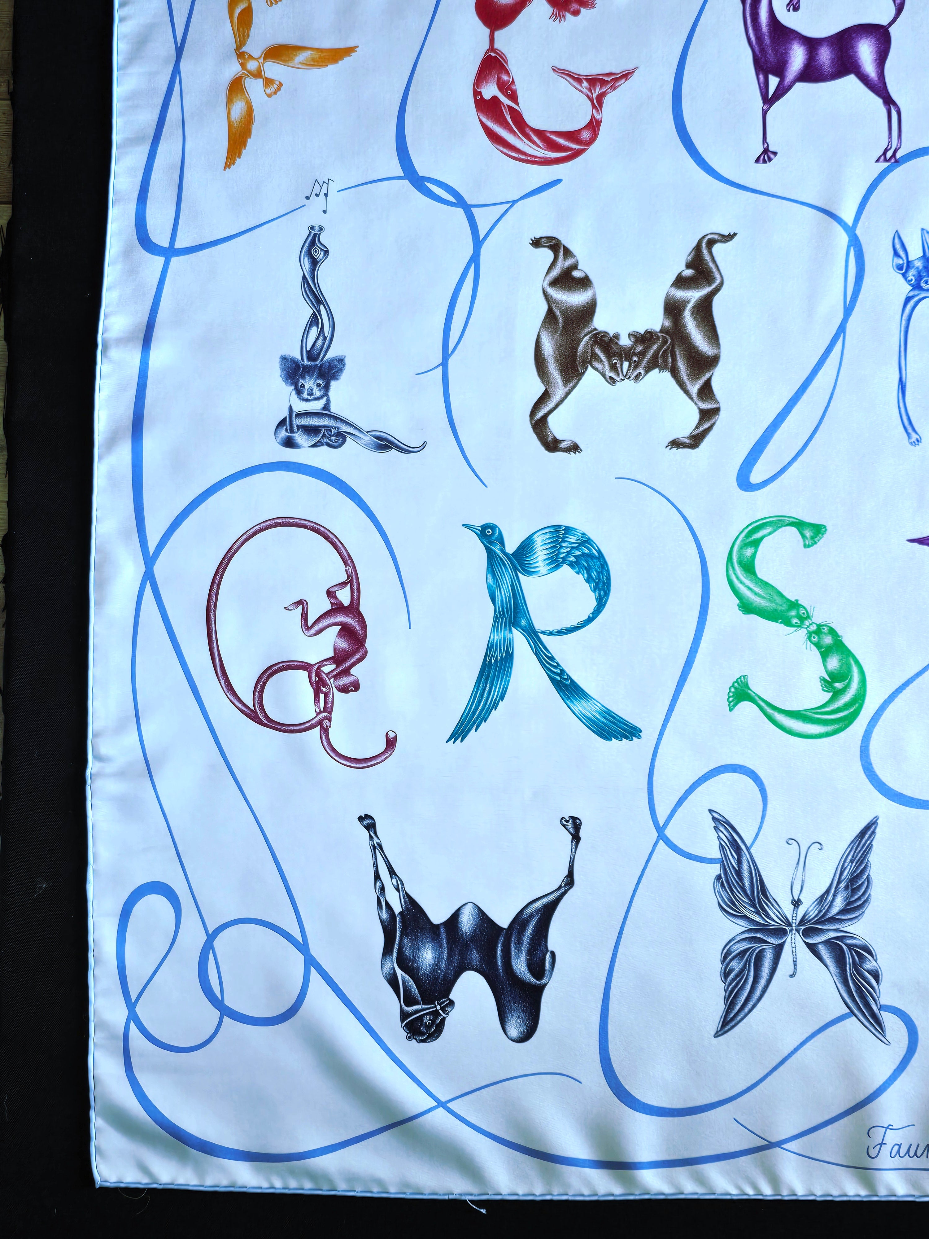 Hermès "faune létrée" carréde soie