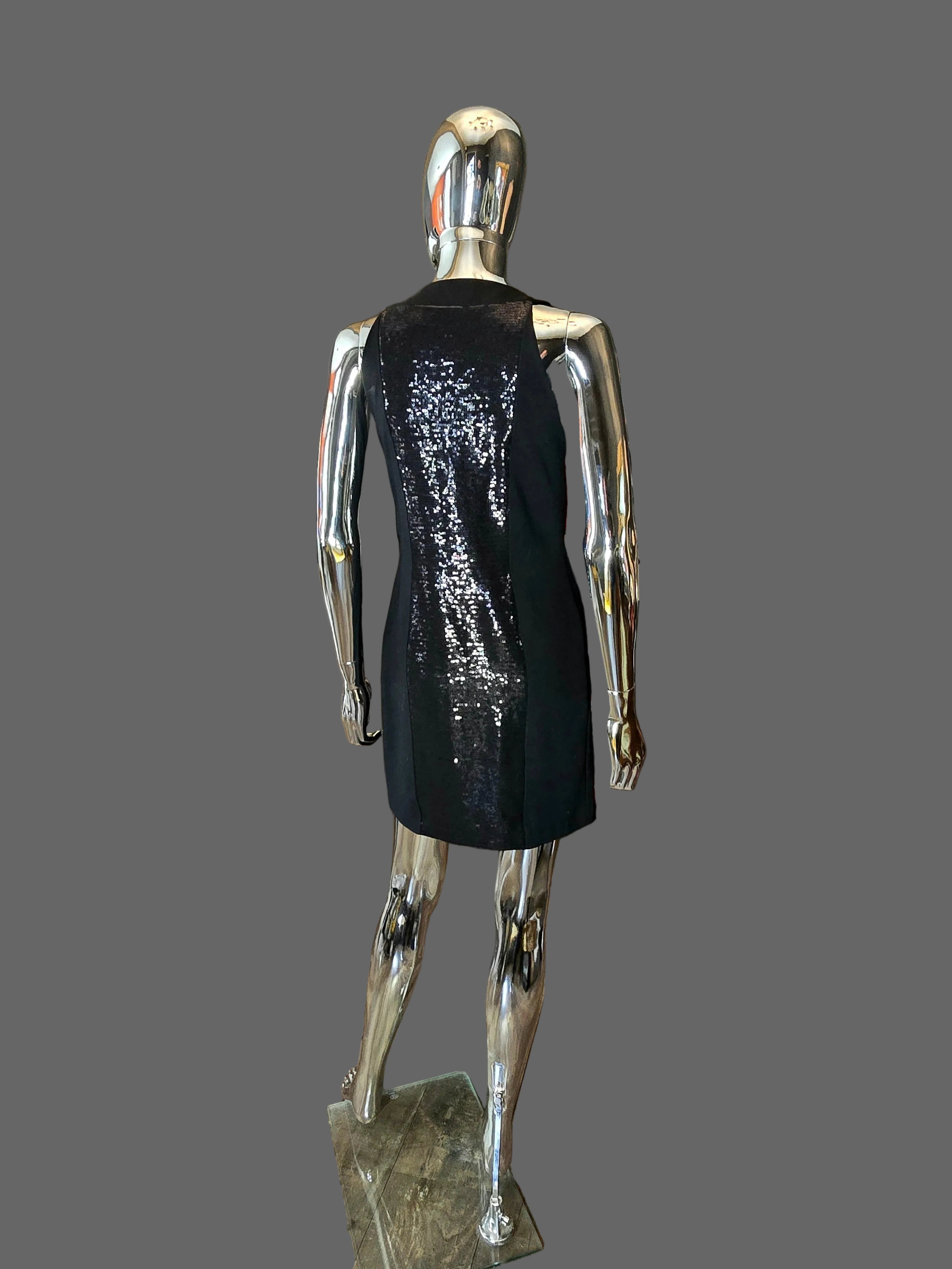 Versace robe noire - L.F Lusso