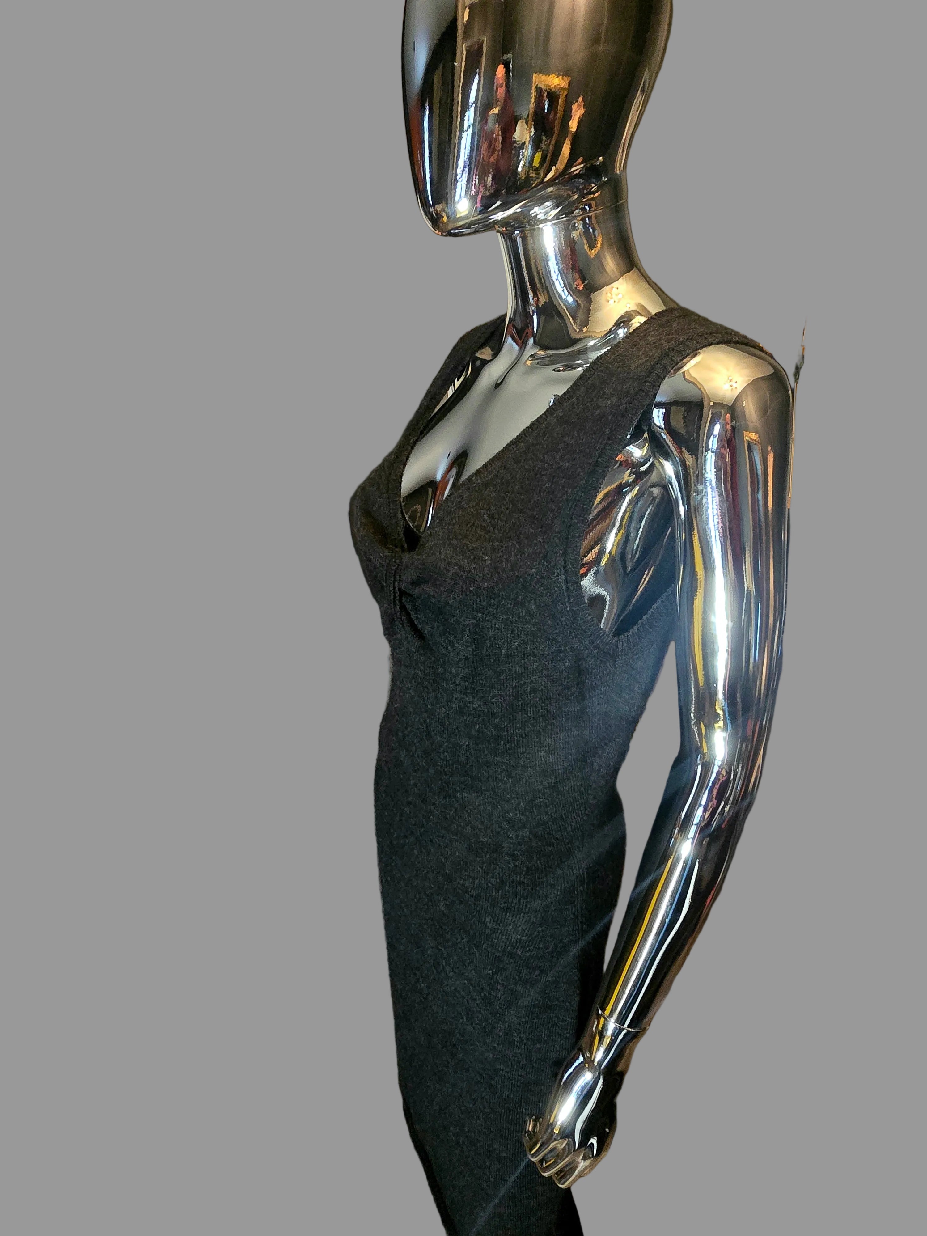 Dolce & Gabbana Robe Longue Grise en Laine T40