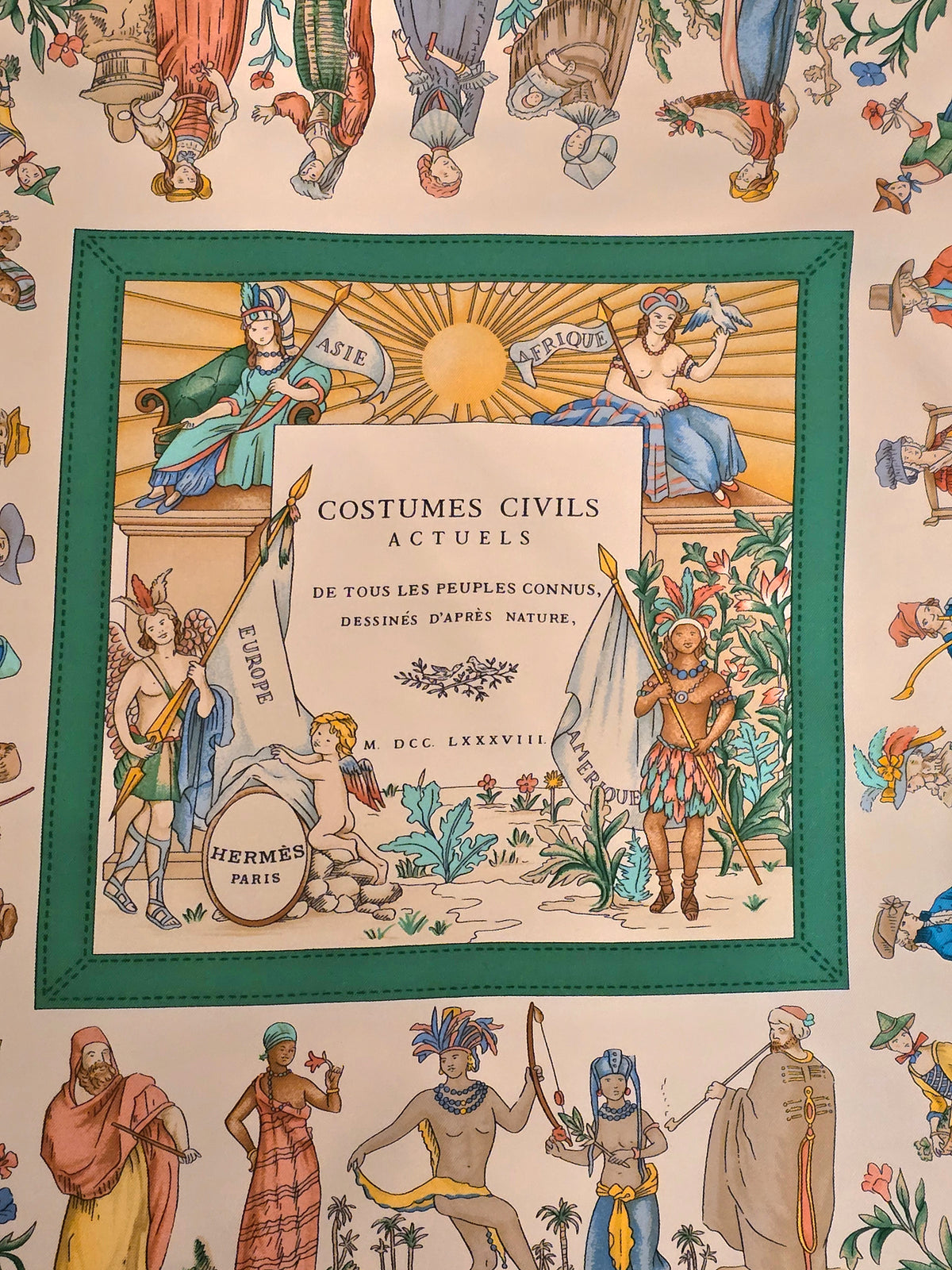 Hermès – Carré de Soie "Costumes Civils Actuels" 90×90 cm – 1995