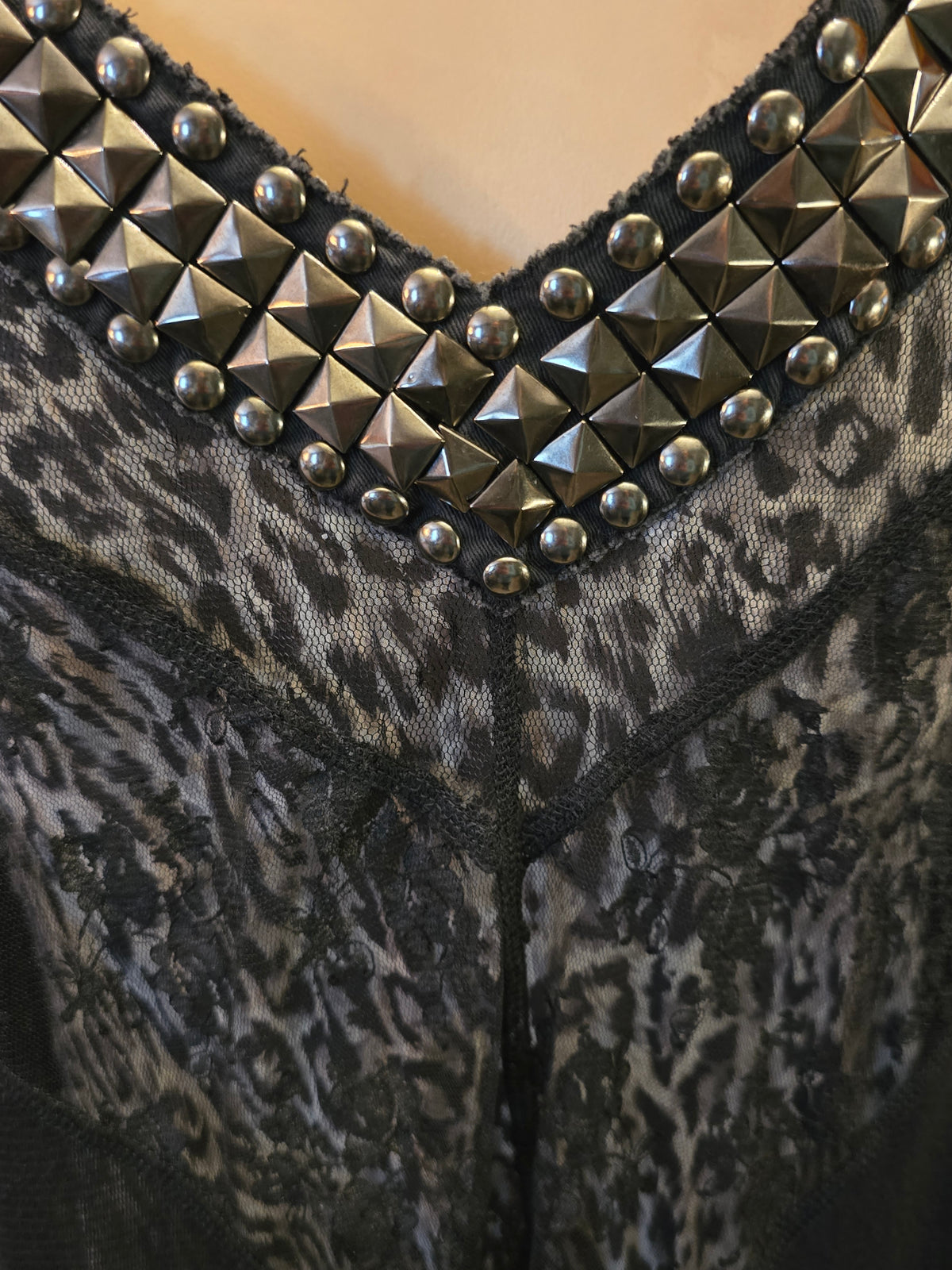 robe cloutée Pierre Balmain - L.F Lusso
