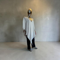 poncho de luxe blanc neuf -L.F Lusso